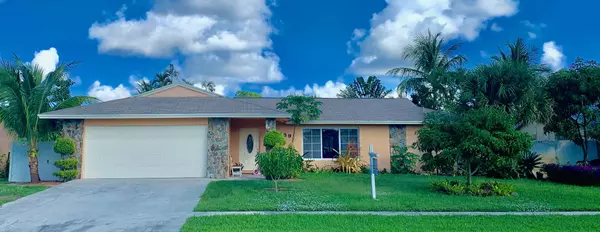 Royal Palm Beach, FL 33411,139 Martin CIR