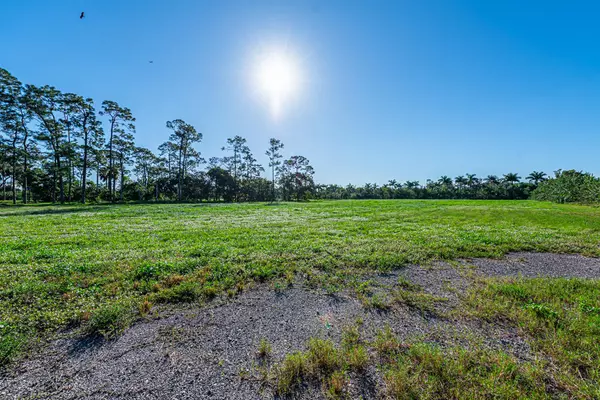 Loxahatchee Groves, FL 33470,12900 Okeechobee BLVD