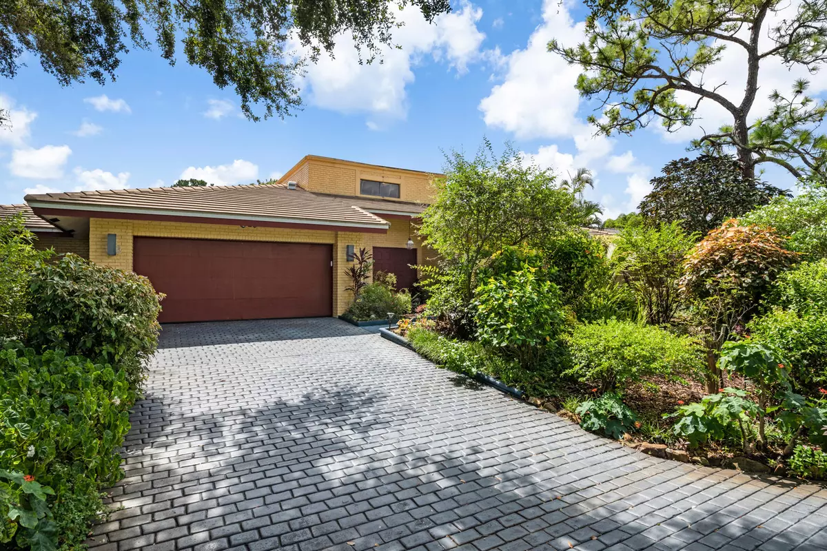 Delray Beach, FL 33445,614 W Lakewoode West CIR