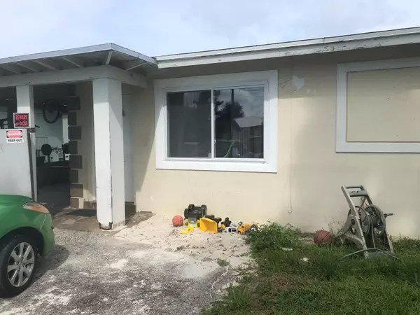 712 NW 1st ST, Boynton Beach, FL 33435