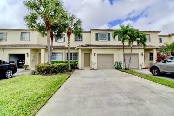 4730 Lago Vista DR, Coconut Creek, FL 33073