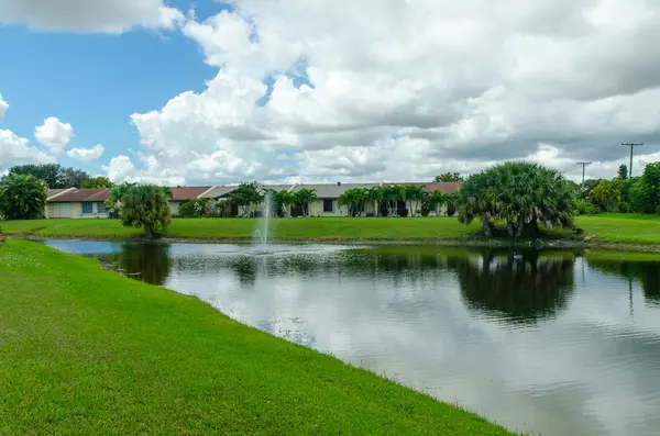 Delray Beach, FL 33484,15552 Bottlebrush CIR