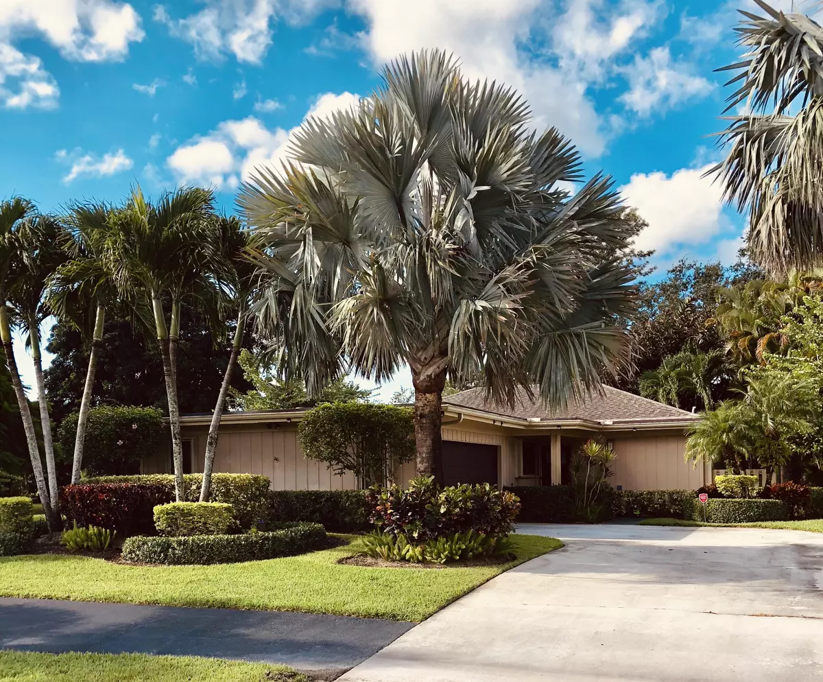 Palm Beach Gardens, FL 33418,6684 Eastpointe Pines ST