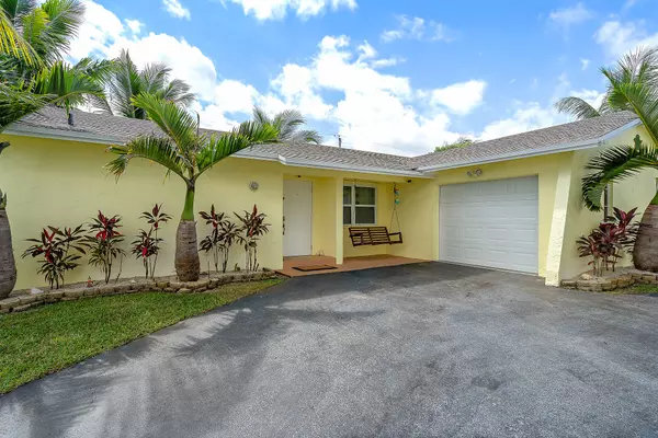 Lake Worth, FL 33467,97 W Coconut DR