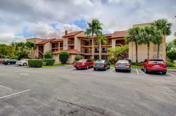 10110 Cedar Point BLVD 203, Boynton Beach, FL 33437