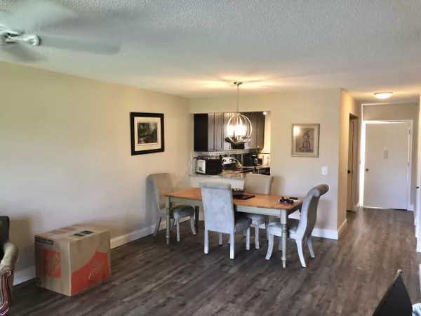 Stuart, FL 34996,2440 SE Ocean BLVD 101