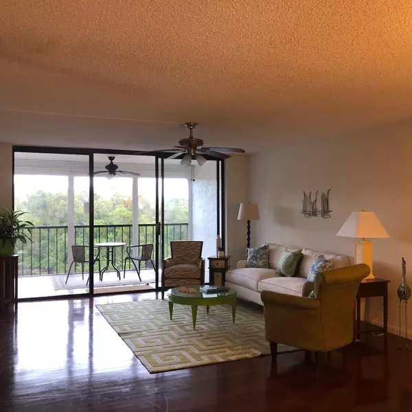 Deerfield Beach, FL 33441,1631 Riverview RD 306