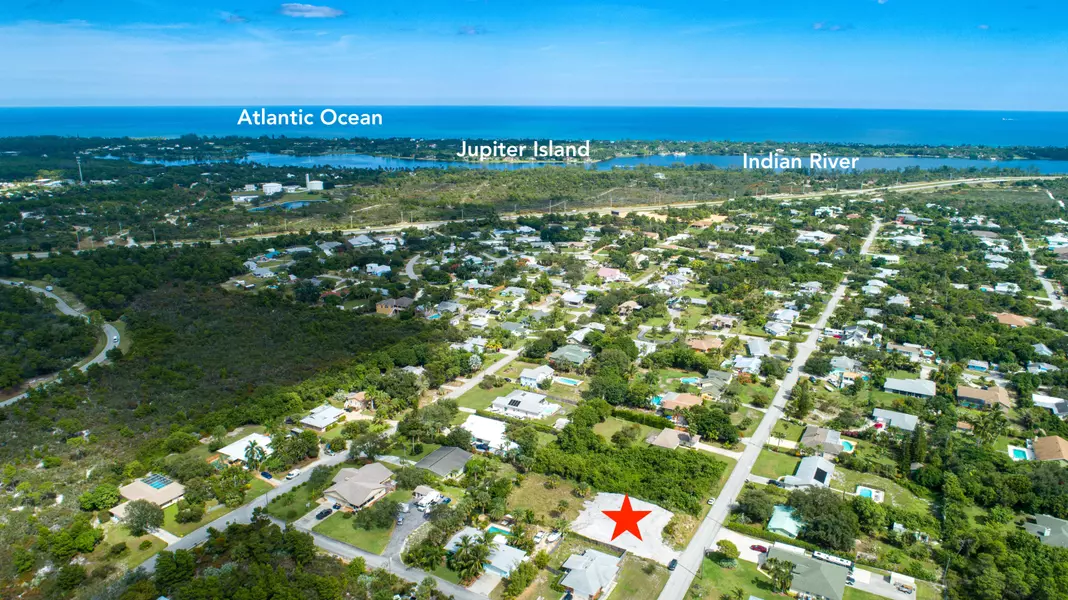 9191 SE Duncan ST, Hobe Sound, FL 33455