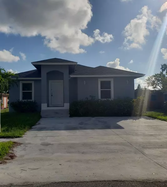 516 Fleming AVE, Greenacres, FL 33463