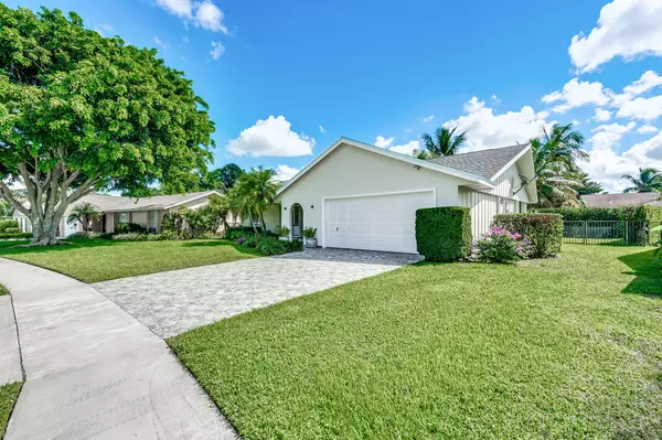 Wellington, FL 33414,11642 Laurel Valley CIR