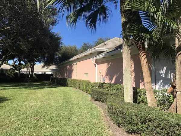 Palm Beach Gardens, FL 33410,8391 E Garden Oaks CIR