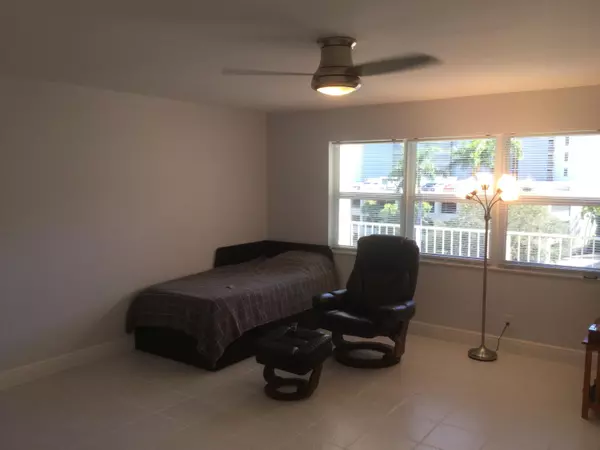 Pompano Beach, FL 33062,2850 NE 14th Street CSWY 405b