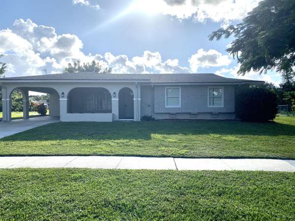 342 NE Ardsley DR, Port Saint Lucie, FL 34983