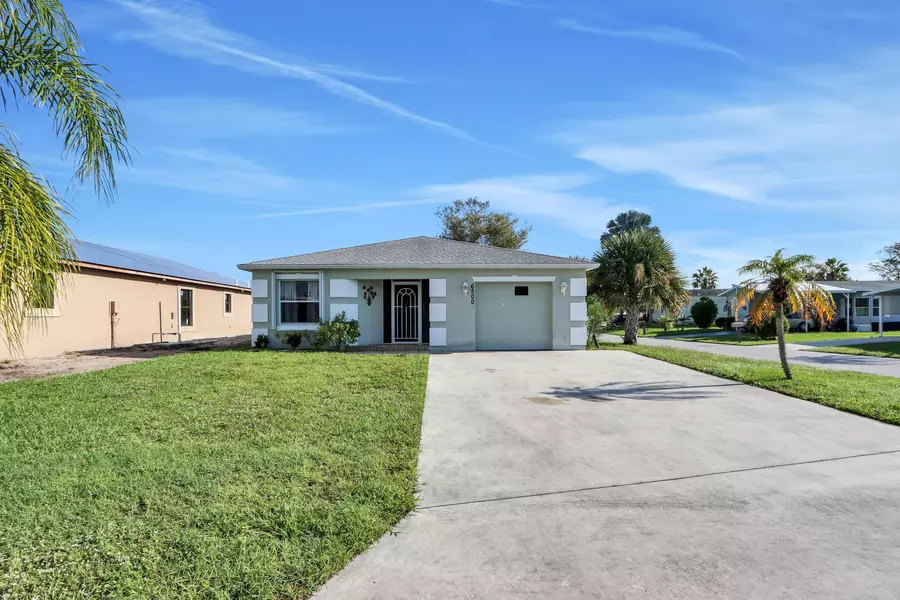 6500 Teresita CT, Fort Pierce, FL 34951