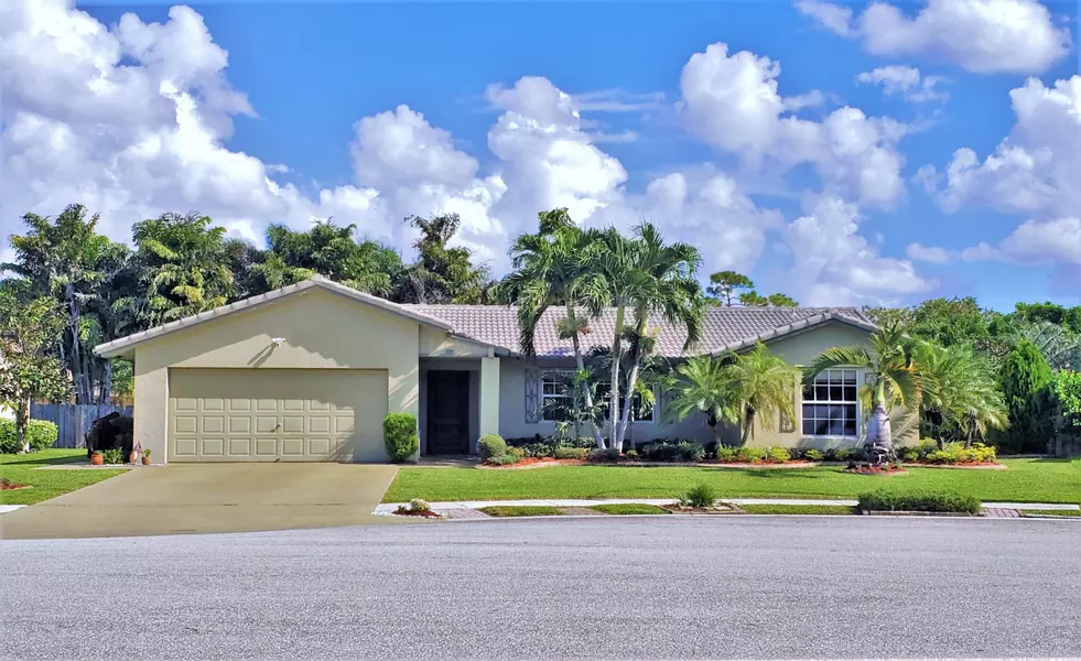 6190 Silver Oak DR, Lake Worth, FL 33467