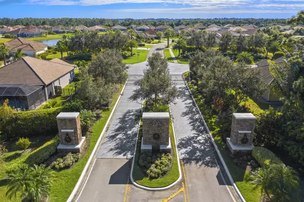 Vero Beach, FL 32967,5885 Venetto WAY