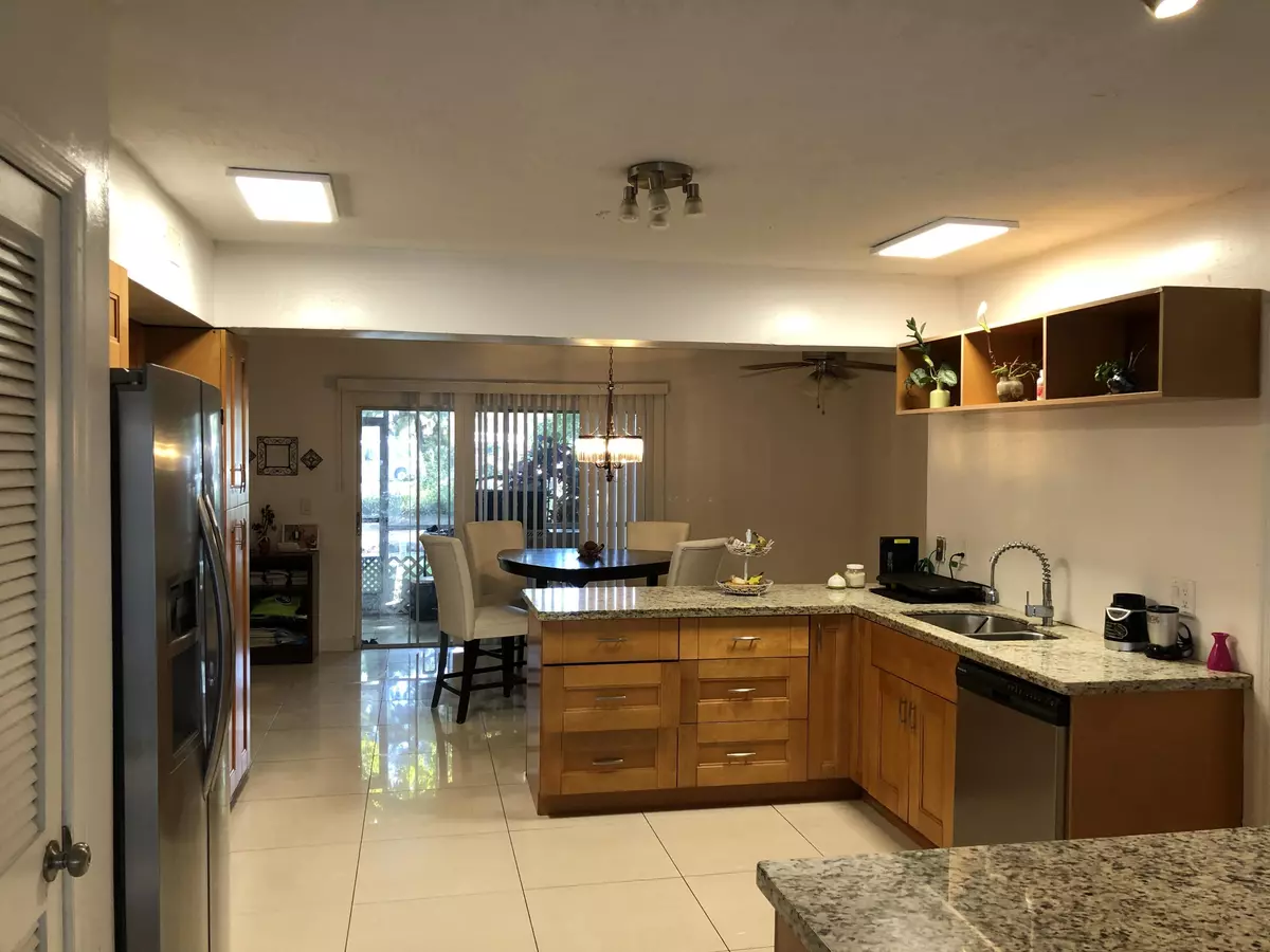 Coral Springs, FL 33065,3199 Coral Hills DR 1