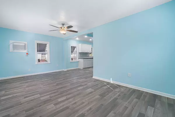 Lake Worth Beach, FL 33460,410 S L ST