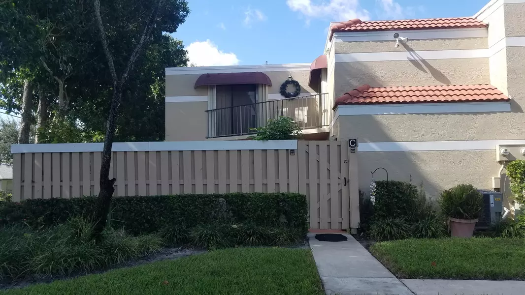 3930 Village DR C, Delray Beach, FL 33445