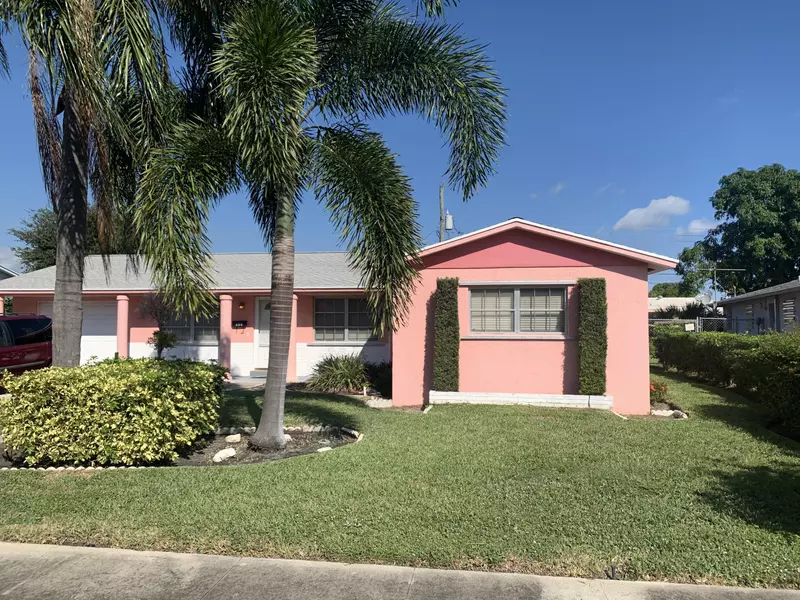 390 W 35th ST, Riviera Beach, FL 33404