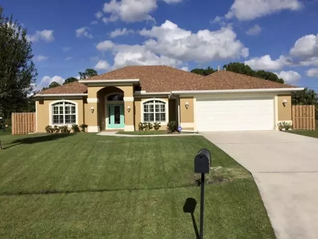 Port Saint Lucie, FL 34953,213 SW Hide PL