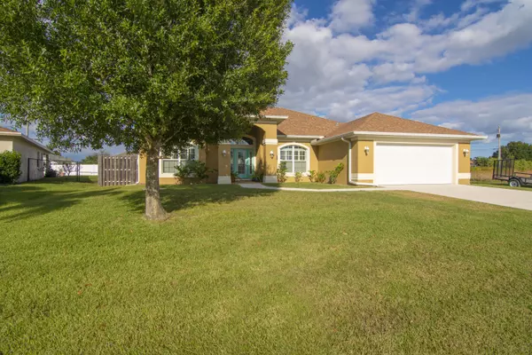 Port Saint Lucie, FL 34953,213 SW Hide PL