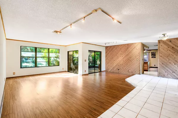 Haverhill, FL 33415,4810 Dorchester Mews