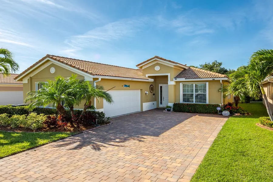 4386 NW Oakbrook CIR, Jensen Beach, FL 34957