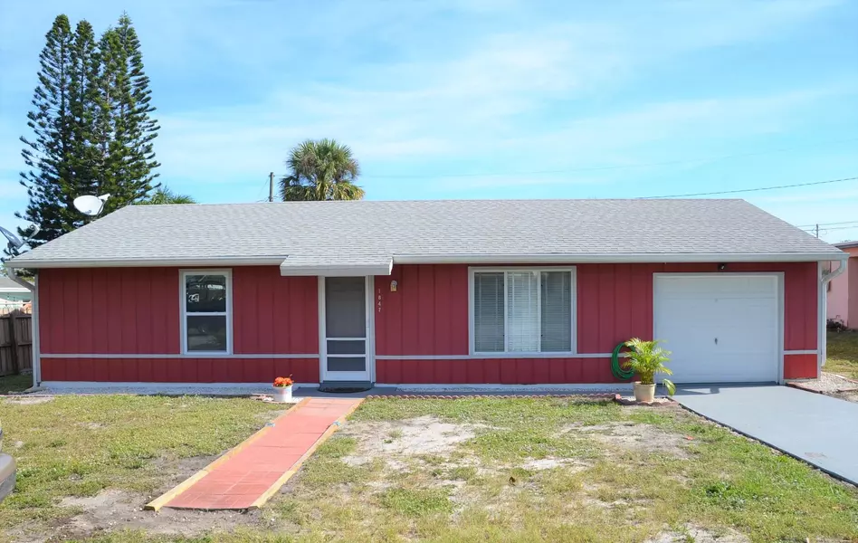 1847 NE 23rd AVE, Jensen Beach, FL 34957