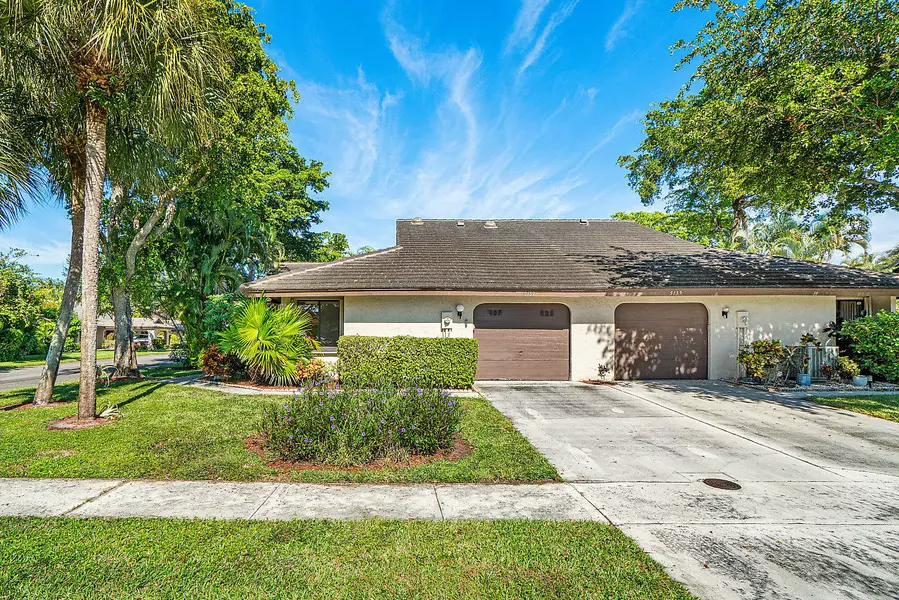 5139 Pine DR, Boynton Beach, FL 33437