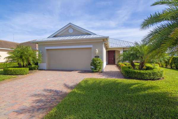 240 SW 11th SQ,  Vero Beach,  FL 32962