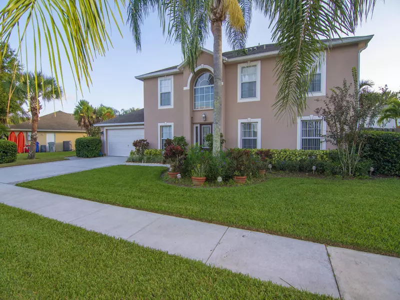 5170 Compass Pointe CIR, Vero Beach, FL 32966