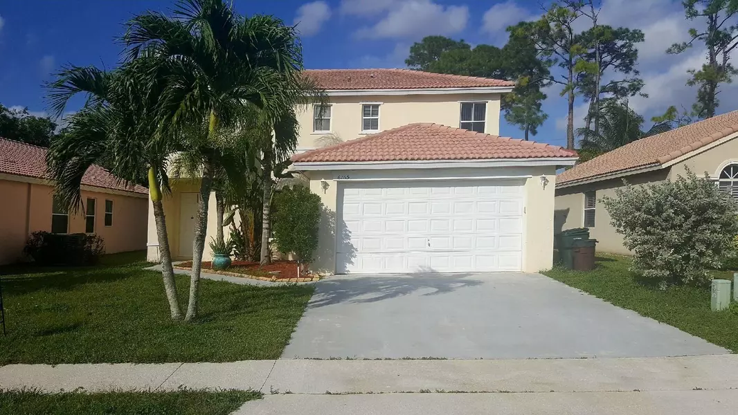 6765 Silver Ridge LN, Greenacres, FL 33413