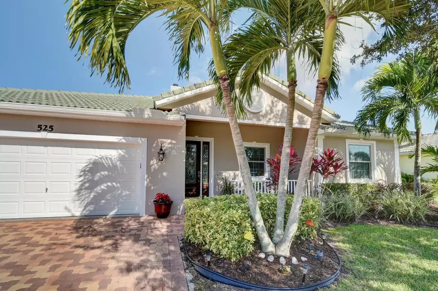 525 NW Pinesap PL, Jensen Beach, FL 34957