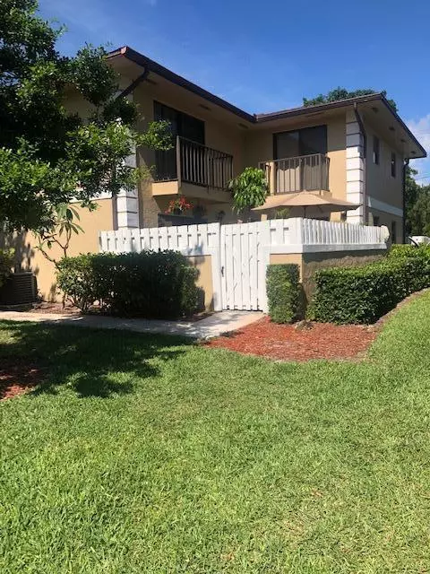 Fort Pierce, FL 34950,1458 N Lawnwood CIR 25b