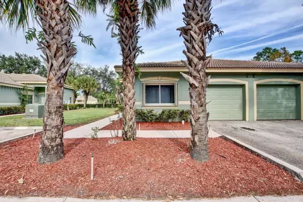 Royal Palm Beach, FL 33411,230 Crestwood CIR 101