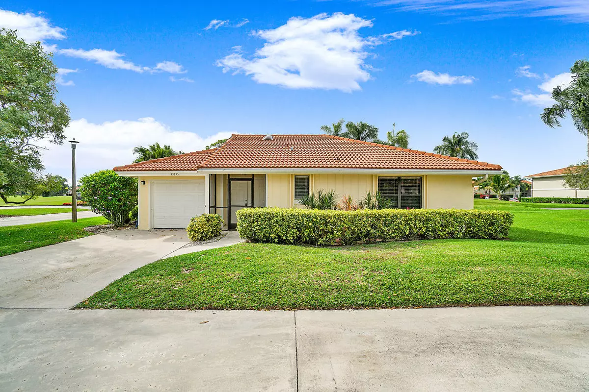 Palm Beach Gardens, FL 33418,13295 Touchstone PL