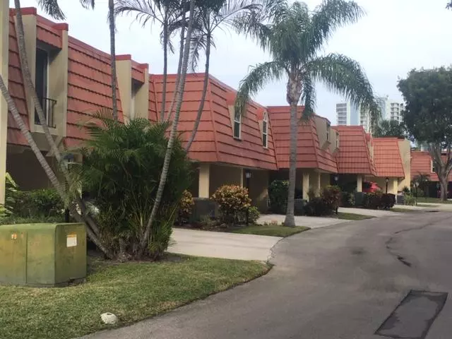 390 Golfview RD H, North Palm Beach, FL 33408