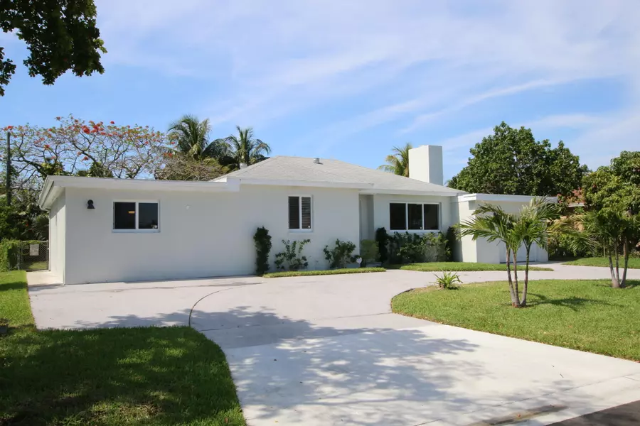 318 Gregory RD, West Palm Beach, FL 33405