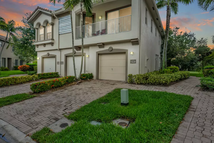 3189 Laurel Ridge CIR, Riviera Beach, FL 33404