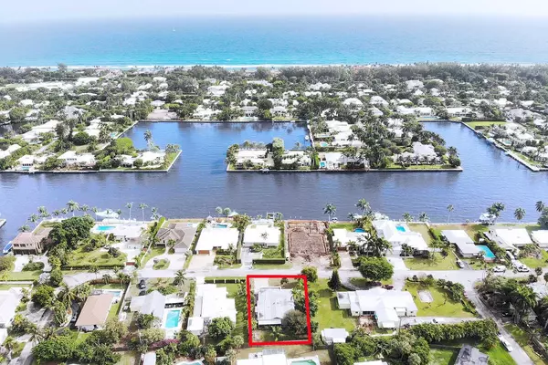 3212 Karen DR, Delray Beach, FL 33483