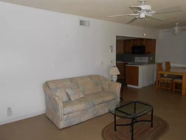 Greenacres, FL 33463,341 Pine Ridge CIR C-1