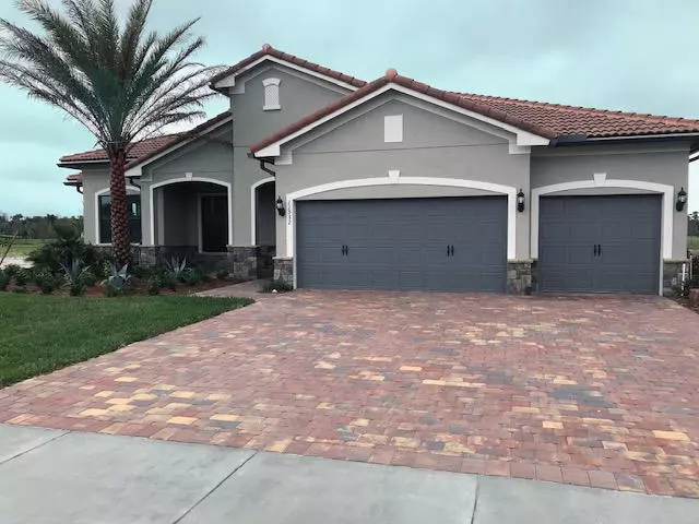 11532 Jeannine ST, Palm Beach Gardens, FL 33412