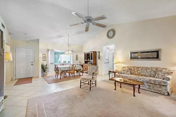 Royal Palm Beach, FL 33411,184 Ramblewood CIR