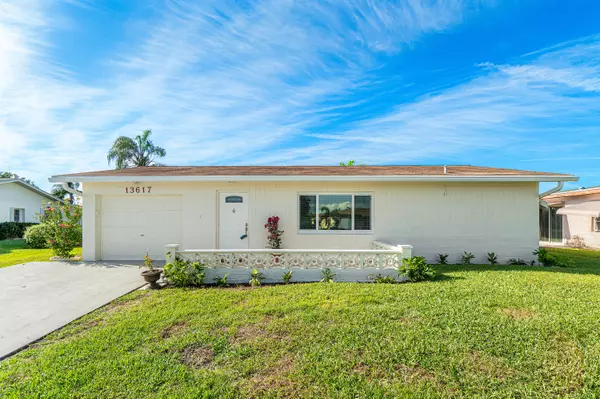 13617 W Whippet WAY, Delray Beach, FL 33484