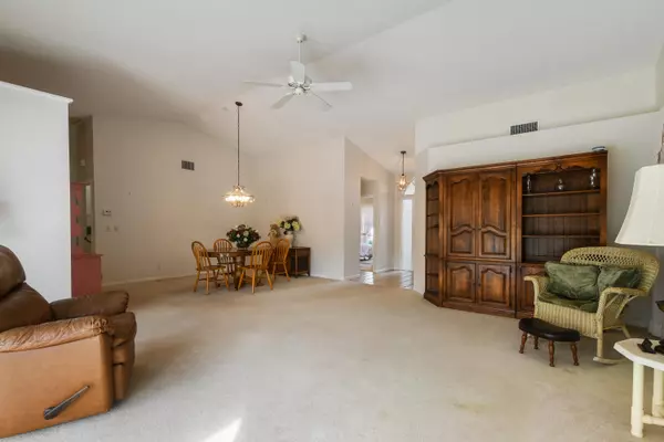 Palm Beach Gardens, FL 33410,10139 Caoba ST