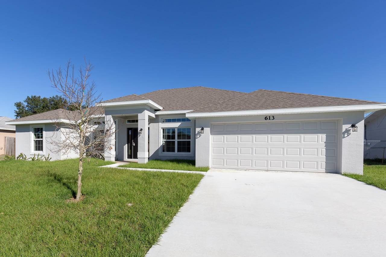 1149 SW Cynthia ST, Port Saint Lucie, FL 34984