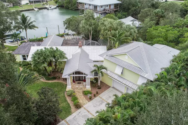 942 Pompano DR,  Jupiter,  FL 33458