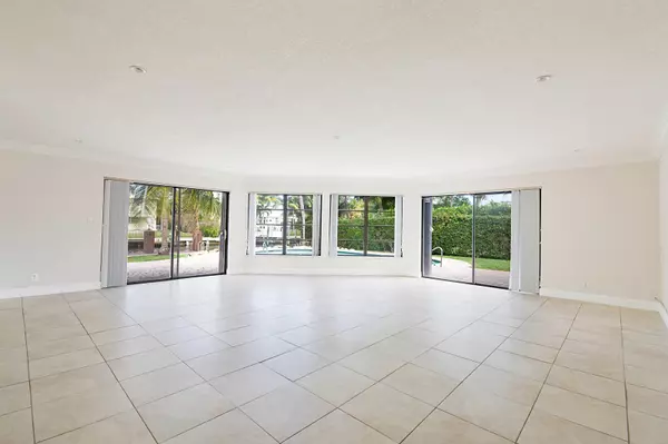 Delray Beach, FL 33483,925 Allamanda DR