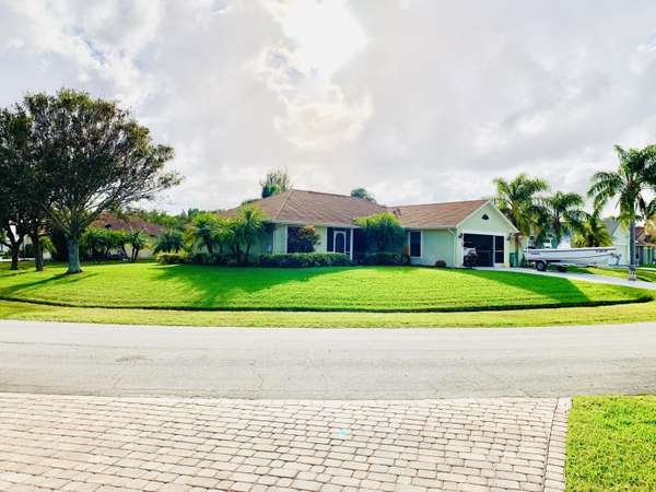 5415 NW Clark AVE, Port Saint Lucie, FL 34983